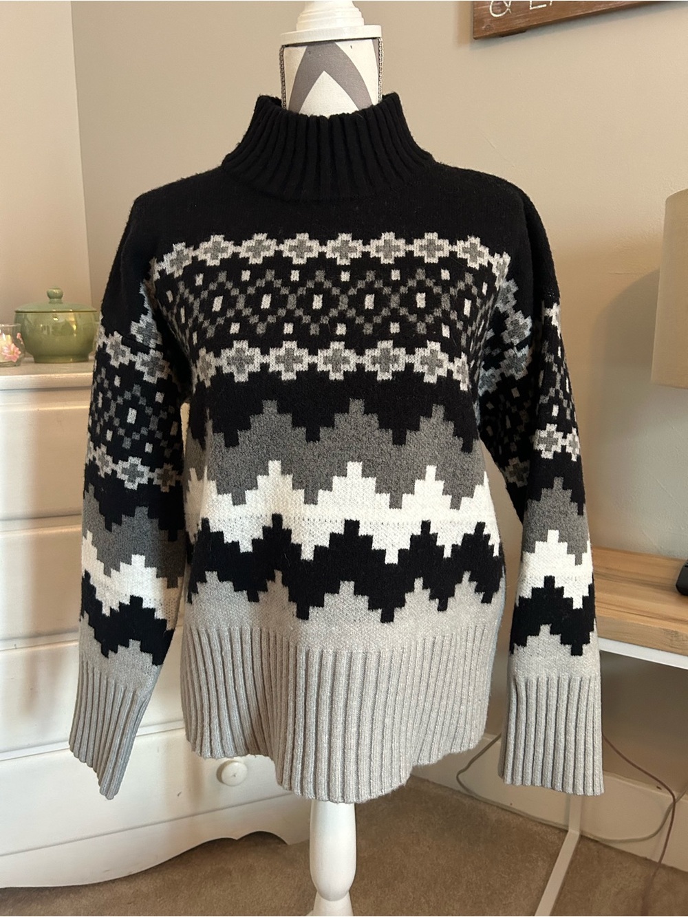 Joseph Black, Gray & White Fair Isle Crew Sweater